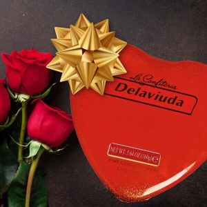 70497 HEART SHAPED TIN BONBONS SELECTION 160G DELAVIUDA